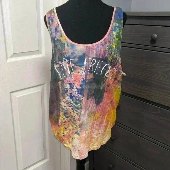 One Teaspoon Tank - Picture 1 of 5